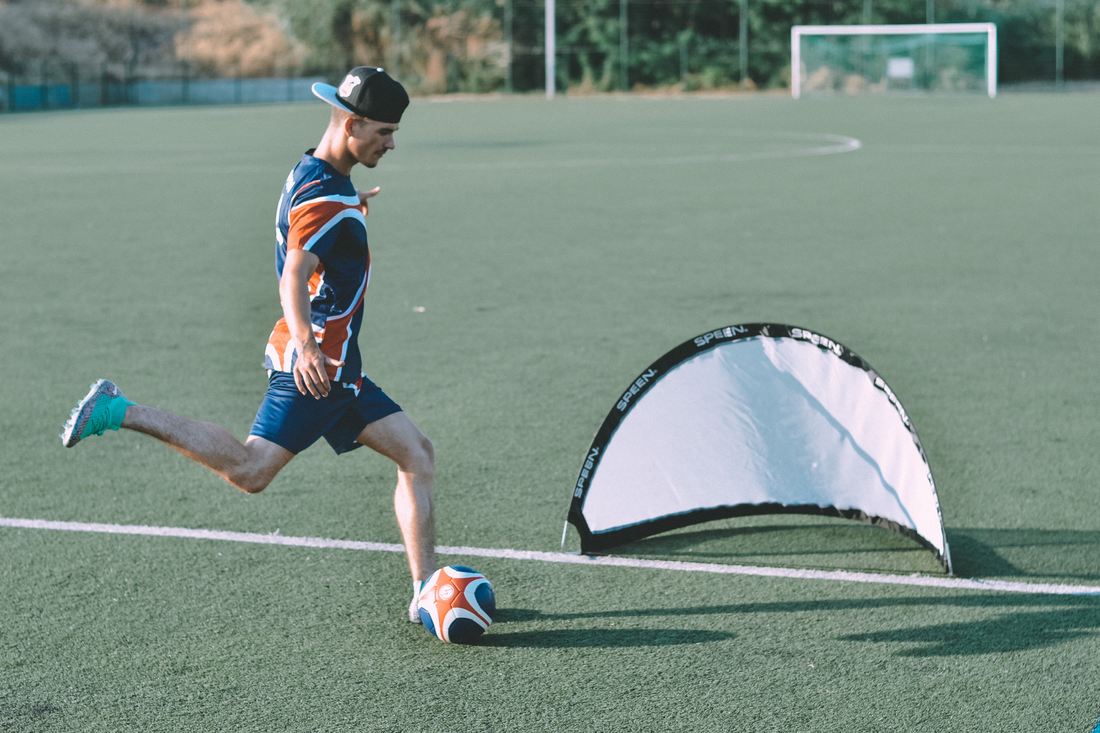 Football VS Freestyle, les différences