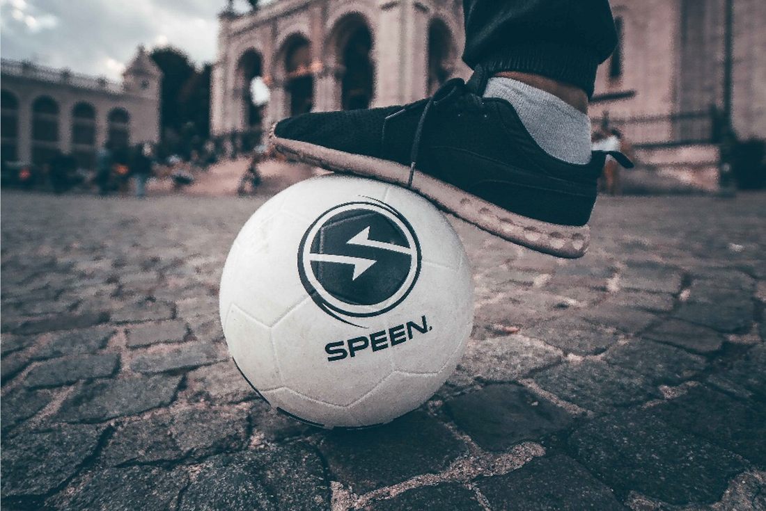 speen ball football freestyle ballon blanc